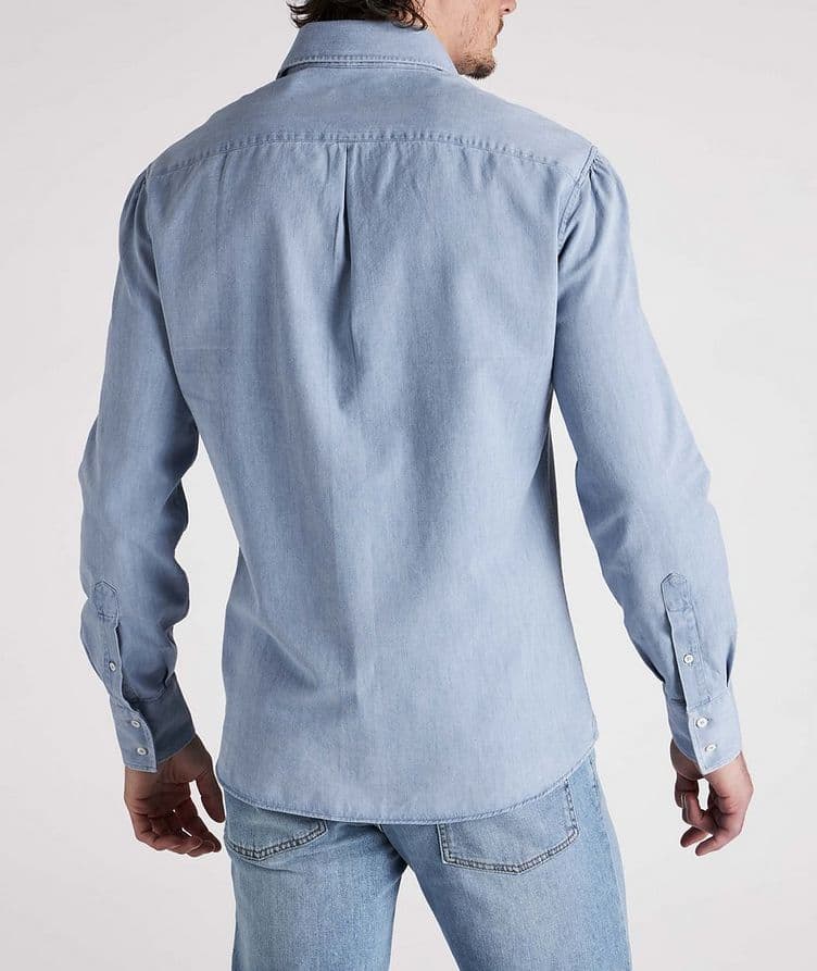 Chemise en denim de coupe contemporaine image 2