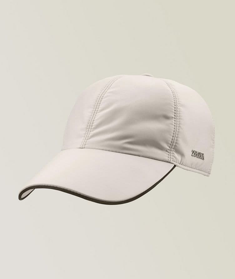 Casquette sport avec logo image 0