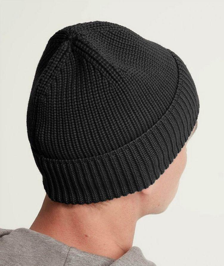 Tuque en tricot côtelé de laine avec écusson de marque image 2