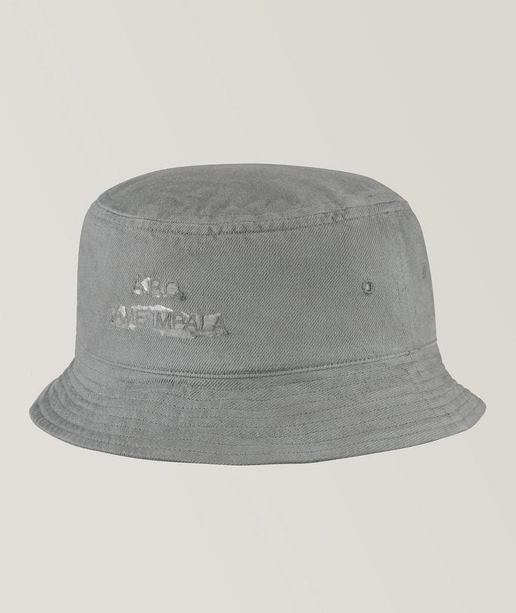 A.P.C. Chapeau cloche en coton biologique, collection Tame Impala