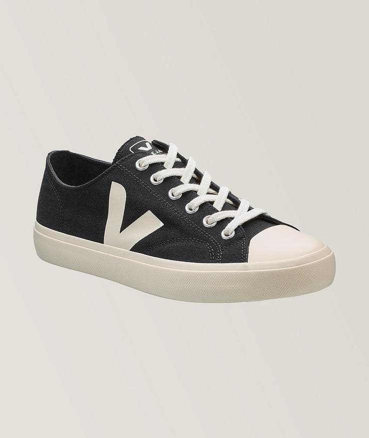 VEJA Wata II Low Canvas Sneaker