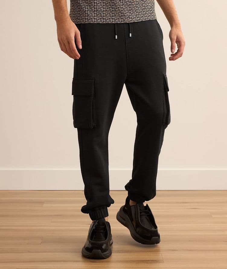 Pantalon sport cargo avec imprimé parisien image 1