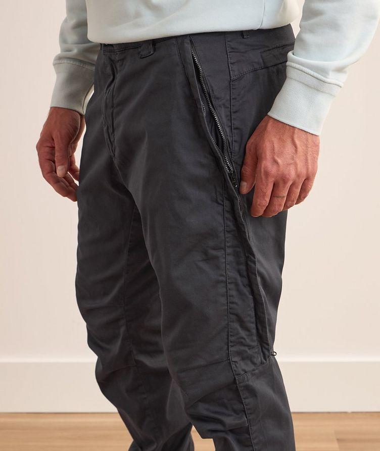 Pantalon fuselé de style utilitaire image 3